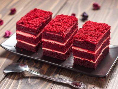 Tortas „Raudonas aksomas“