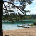 Prie Nemenčinėje esančio Gėlos ežero ketinama statyti du lieptus ir medinį taką