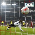 Vokietijos futbolo grandų mūšyje „Bayern“ klubas eliminavo Dortmundo ekipą iš taurės turnyro