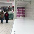 Rusai raginami paniškai nepirkti cukraus ir grikių