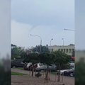 Читатель портала в Вильнюсе снял на видео торнадо
