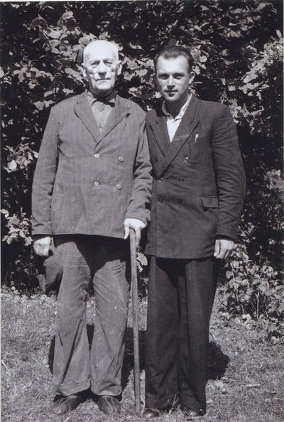 Vyskupas Teofilius ir sūnėnas Teofilis. Mordovijos ASSR. 1955
