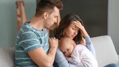 Pogimdyvinę depresiją išgyvena ir tėčiai: pasiruošti tam iš anksto nėra lengva, bet įmanoma