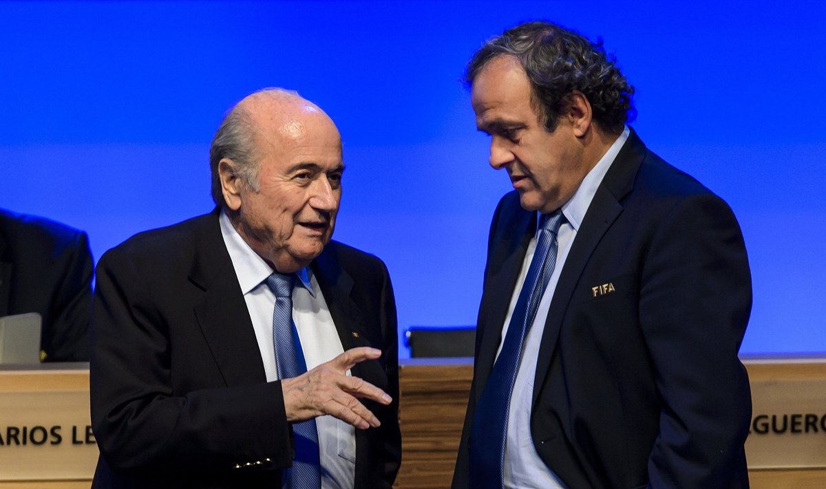 Josephas Blatteris ir Michelis Platini 