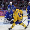Švedai pirmi iškopė į olimpinio ledo ritulio turnyro pusfinalį