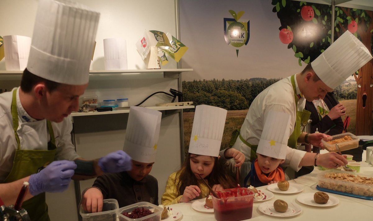 Virtuvės šefai dirba su vaikais