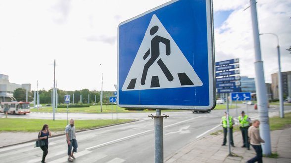 Įvertino pėsčiųjų elgesį Baltijos šalyse: lietuviai dar turi kur pasitempti