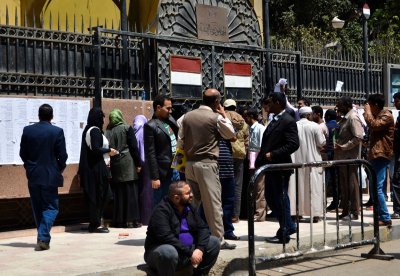 Jemeniečiai protestuoja prie Jemeno ambasados Kaire (2015 m.)