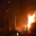 Chemijos gamykloje Nyderlanduose po sprogimų įsiplieskė gaisras