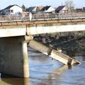 Dėl sugriuvusio tilto kėdainiečiams nuostolių kompensuoti nesiruošia, tačiau savivaldybė svarsto galimybę padėti