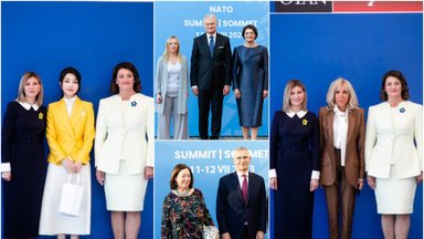 Apžvelgė NATO viršūnių susitikimo renginiuose dalyvavusių damų stilių: išskyrė tikras ikonas ir tas, kurios prašovė labiausiai