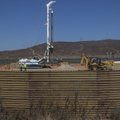 Трамп не исключает возведения "живого" барьера на границе с Мексикой