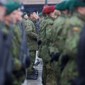 Lietuvos kariuomenės karys atsidūrė policijos areštinėje – būdamas girtas jaunuoliui smogė į veidą