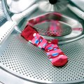 Kaip įminti dingusių kojinių paslaptį: 5 metodai, kad daugiau nepasimestų nė viena kojinė