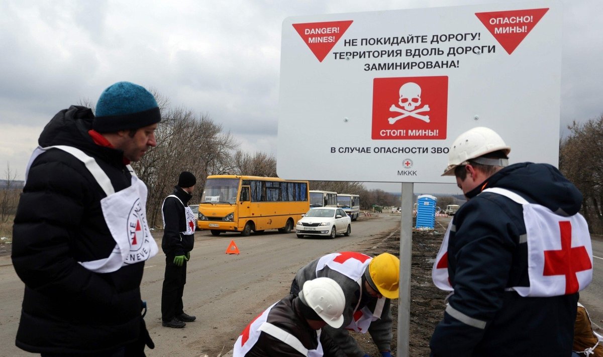 Apie minas įspėjantis ženklas Ukrainoje