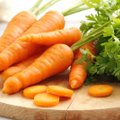 Įkyraus kosulio gydymui – namuose pasigamintas sirupas iš morkų