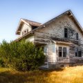 Ar verta pirkti seną namą ir jį remontuoti: pliusai ir minusai