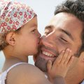 Ką gali tėtis: paprasti dalykai, kurie stiprina ryšį su vaiku