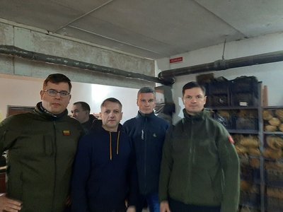 Seimo nariai išvyko į kariaujančią Ukrainą