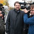 Teismas leido dėl vaikų prievartavimo teisiamam Bartoševičiui į posėdį neatvykti