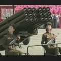 Šiaurės Korėja kariniu paradu švenčia 65-ąsias įkūrimo metines