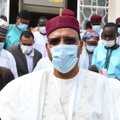 Nigerio prezidento rinkimų pirmą turą laimėjo valdančiųjų kandidatas M. Bazoumas