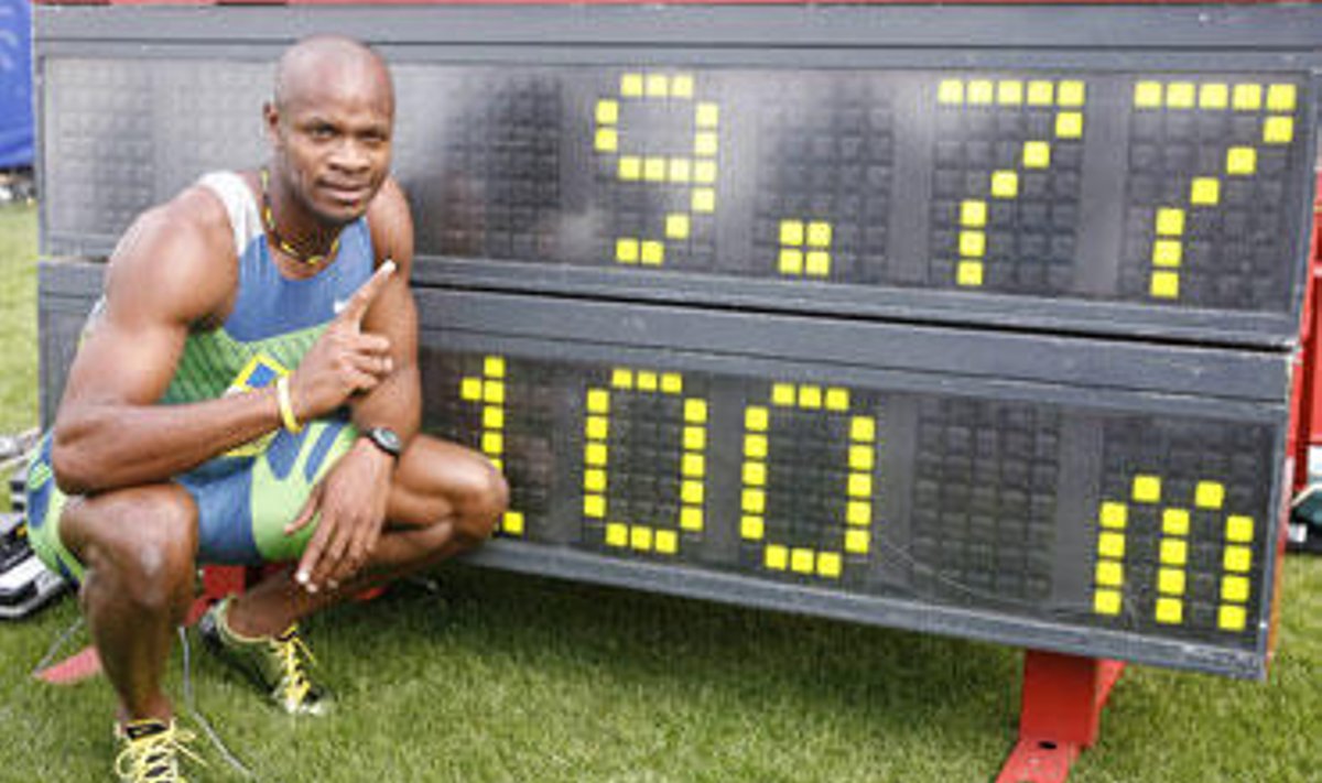 Asafa Powell iš Jamaikos pakartojo 100 metrų bėgimo pasaulio rekordą (9,77) per Britanijos "Grand Prix" lengvosios atletikos varžybas Gatesheade, Anglijoje, birželio 11, 2006. 