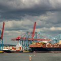 Konteineriai iš Kinijos į Lietuvą: gabenimas laivais pinga, traukiniais – brangsta