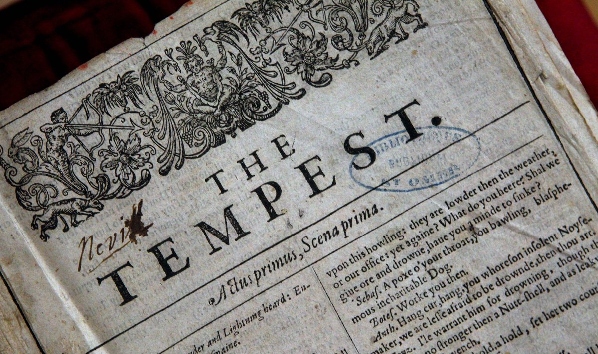 Neįkainojamo Williamo Shakespeare'o pjesių rinkinio pirmojo leidimo egzempliorius, aptiktas bibliotekoje Prancuzijoje