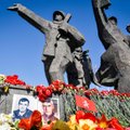 Кремль отреагировал на демонтаж советских памятников в Литве: начаты расследования