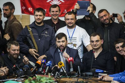 „Referendumas įvyks gegužės 11 dieną“, – sukilėlių paskelbtos „Donecko liaudies respublikos“ lyderis Denisas Pušilinas sakė žurnalistams.