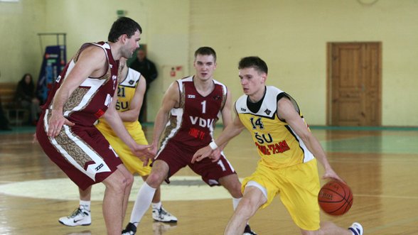 VDU ekipa sutvirtino galimybes tęsti kovą dėl medalių Lietuvos studentų krepšinio lygoje