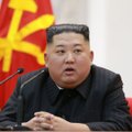 Kim Jong Unas pareiškė Pietų Korėjos prezidentui užuojautą dėl jo motinos mirties