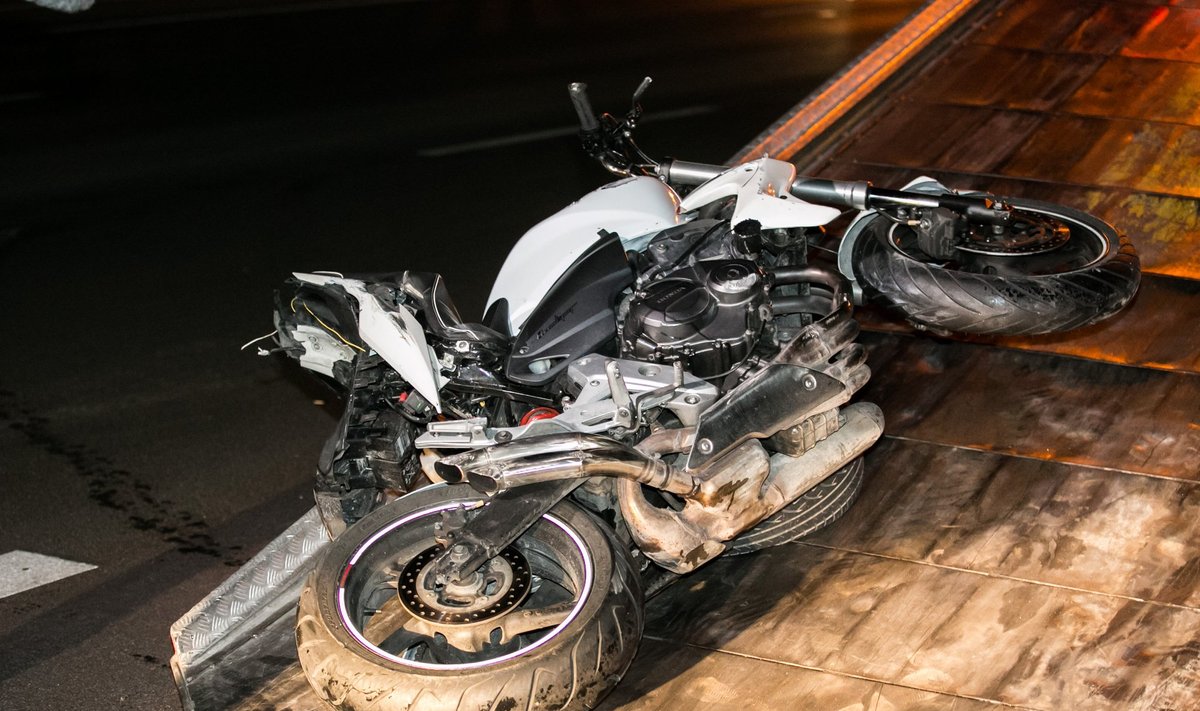 Motociklininkas po įvykio atsidūrė ligoninėje
