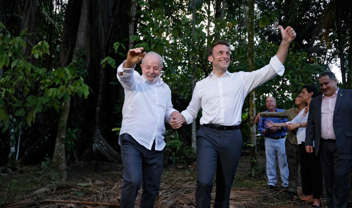 Emmanuelis Macronas su Brazilijos prezidentu Luizu Inacio Lula da Silva