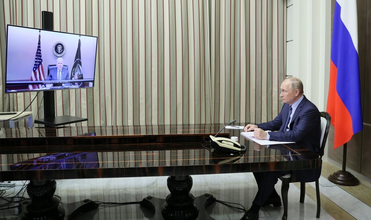 Joe Bidenas ir Vladimiras Putinas