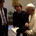 U2 lyderis Bono ir popiežius Pranciškus aptarė itin skaudų klausimą Airijai