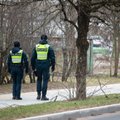 Kauno rajone, miške, rastas mirusio vyro kūnas irimo stadijoje