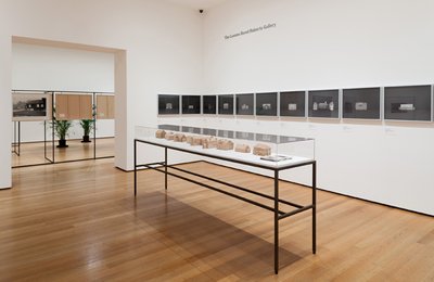 Instaliacija „Ocean of Images“, MoMA