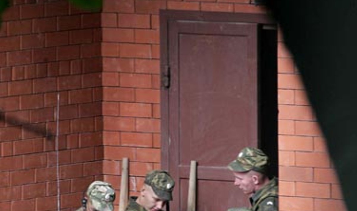 Įkaitų drama Šiaurės Osetijoje - Rusijos kariai