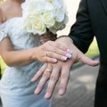 Naujiena planuojantiems santuoką bažnyčioje: vestuves gali tekti nukelti metams