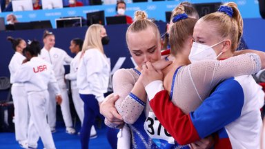 Россия впервые за пять Олимпиад не завоевала золото в художественной гимнастике