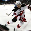 „Devils“ su D. Zubrumi pralaimėjo NHL rungtynes Finikse