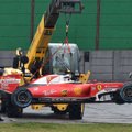 Į sieną trenkęsis K. Raikkonenas kaltina „Pirelli“