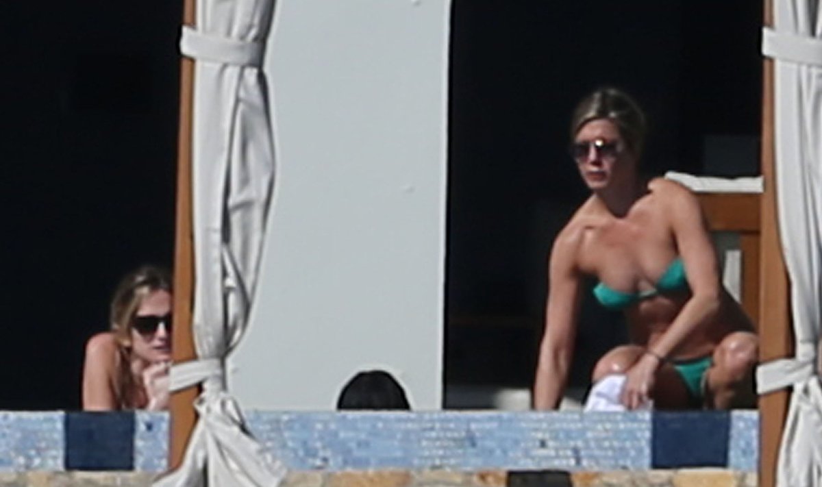 J. Aniston ir C. Cox atostogos Meksikoje