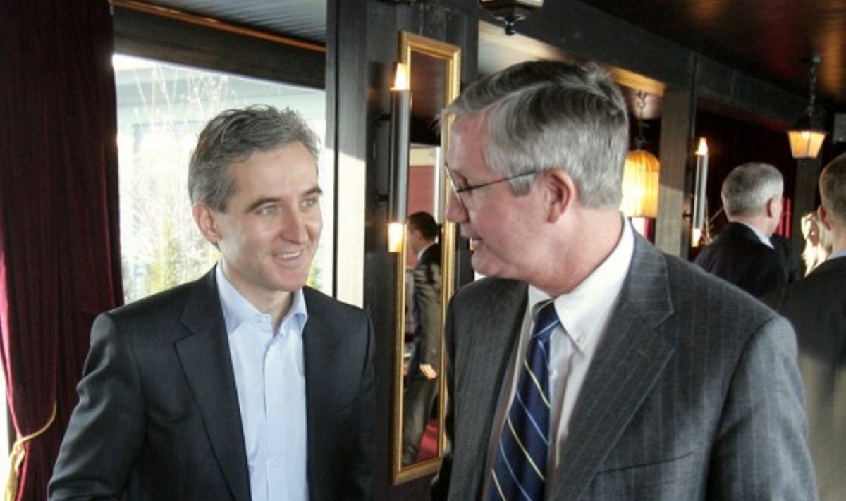Moldovos užsienio reikalų ministras Iurie Leancas ir JAV politologas Bruce`as Jacksonas