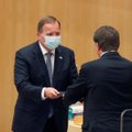 Švedijos parlamentas nuverstą premjerą Lofveną vėl patvirtino vyriausybės vadovu