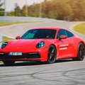 ,,Porsche Driving Experience‘‘ Lietuvoje papildo įspūdinga naujiena – „911 Carrera 4S“
