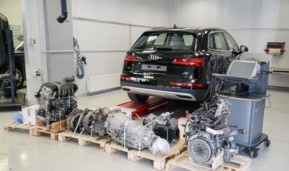 Kauno technikos kolegijai – įranga studijoms iš "Volkswagen"