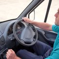 В Литве предлагают разрешить регистрацию автомобилей с правосторонним рулем